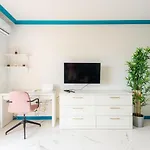 Apartmán Chic 1br Ocean View With Ac And Pool In Playa Paraiso